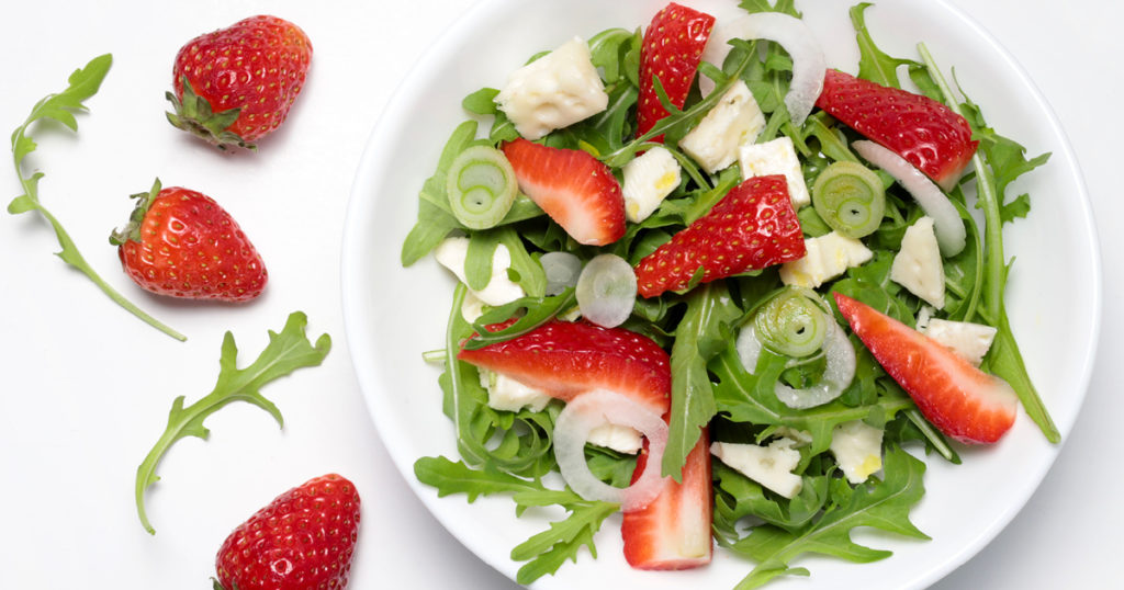 Strawberry and Irish Cheddar Arugula Salad with Mango Vinaigrette
