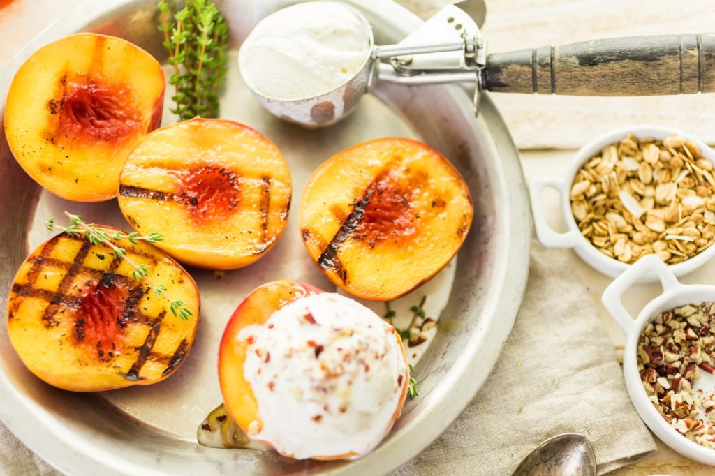 Cinnamonpeaches-1024x682 Grilled Brown Sugar and Cinnamon Peaches