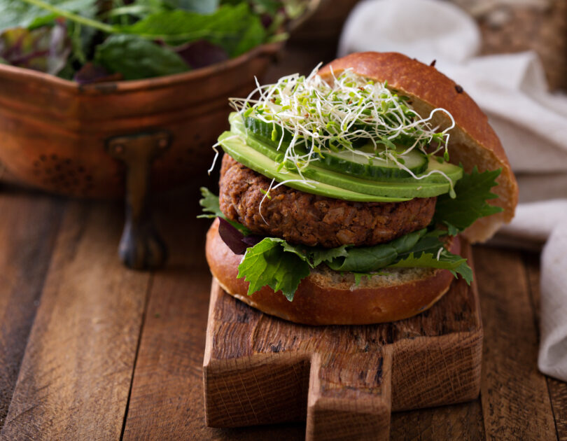 How to Host a Healthy Cookout